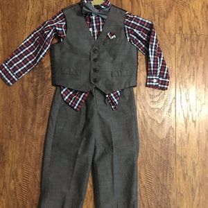 24 month Toddler Nautica 4 piece suit